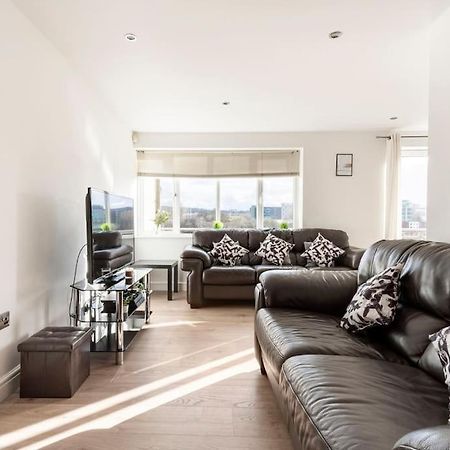Stunning Flat By Quayside With Balcony!! Apartman Newcastle Upon Tyne Kültér fotó