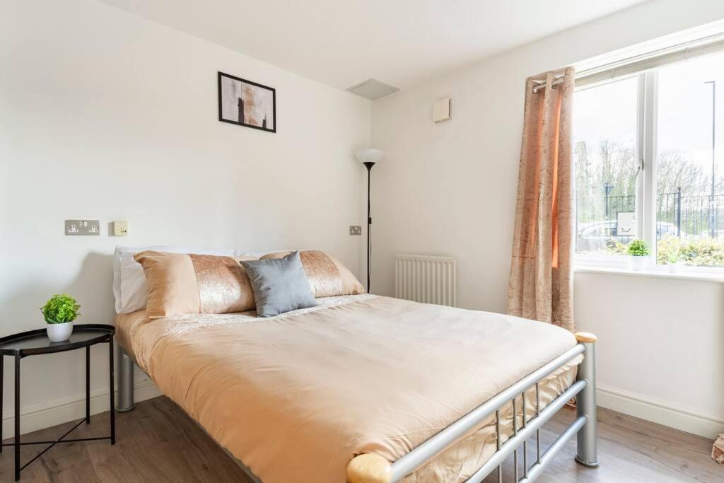 Stunning Flat By Quayside With Balcony!! Apartman Newcastle Upon Tyne Kültér fotó