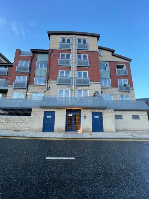 Stunning Flat By Quayside With Balcony!! Apartman Newcastle Upon Tyne Kültér fotó
